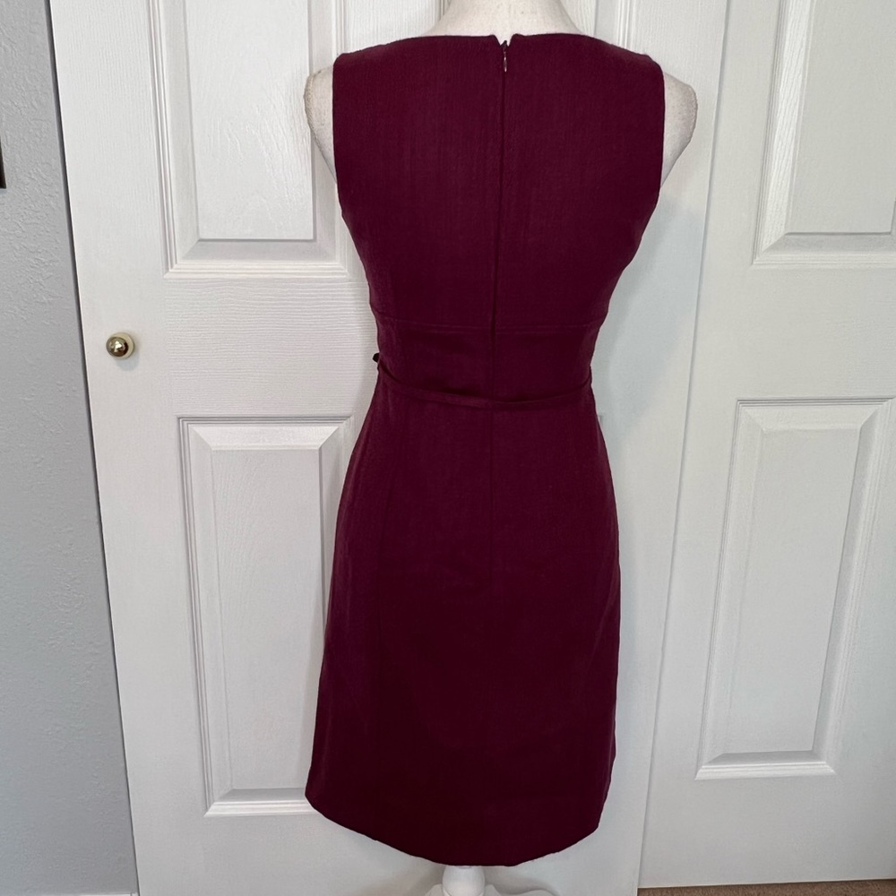 Ann Taylor Sleeveless Square Neck Sheath Dress in Burgundy - Picture 3 of 3